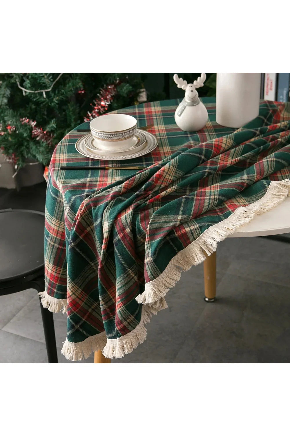 Highland Holiday Plaid Duk