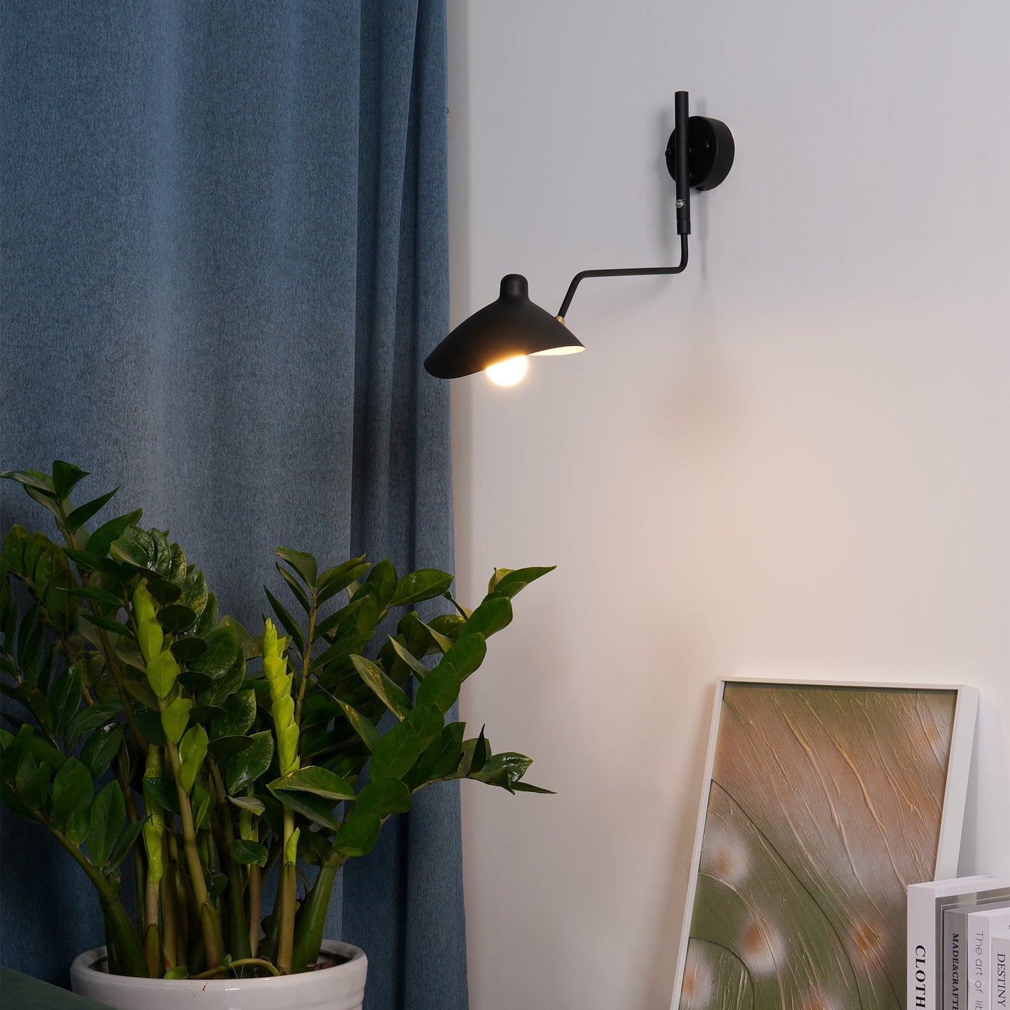 Norvo | Serge Mouille Vegglampe