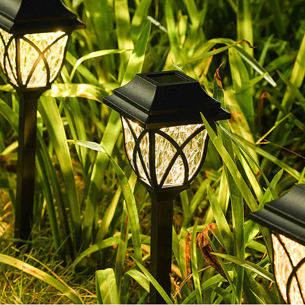 Norvo | Solenergi Hagebelysning med Naturlig Sjarm – Elegante Lamper for Utendørsbruk