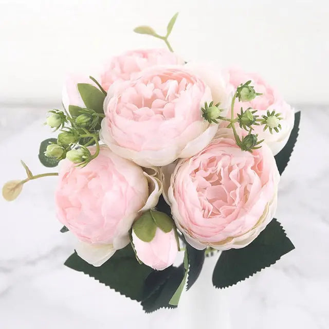 Norvo | Silky Rose Gypsophila Bouquet