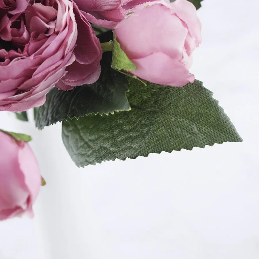 Norvo | Silky Rose Gypsophila Bouquet