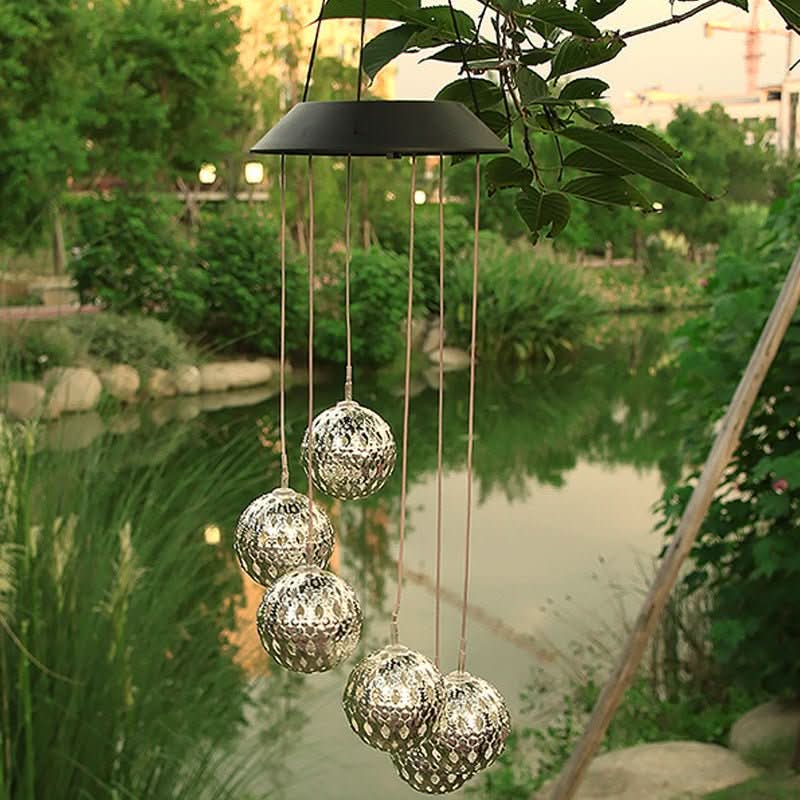 Norvo | Solvindklokke med LED-lys for hage og terrasse
