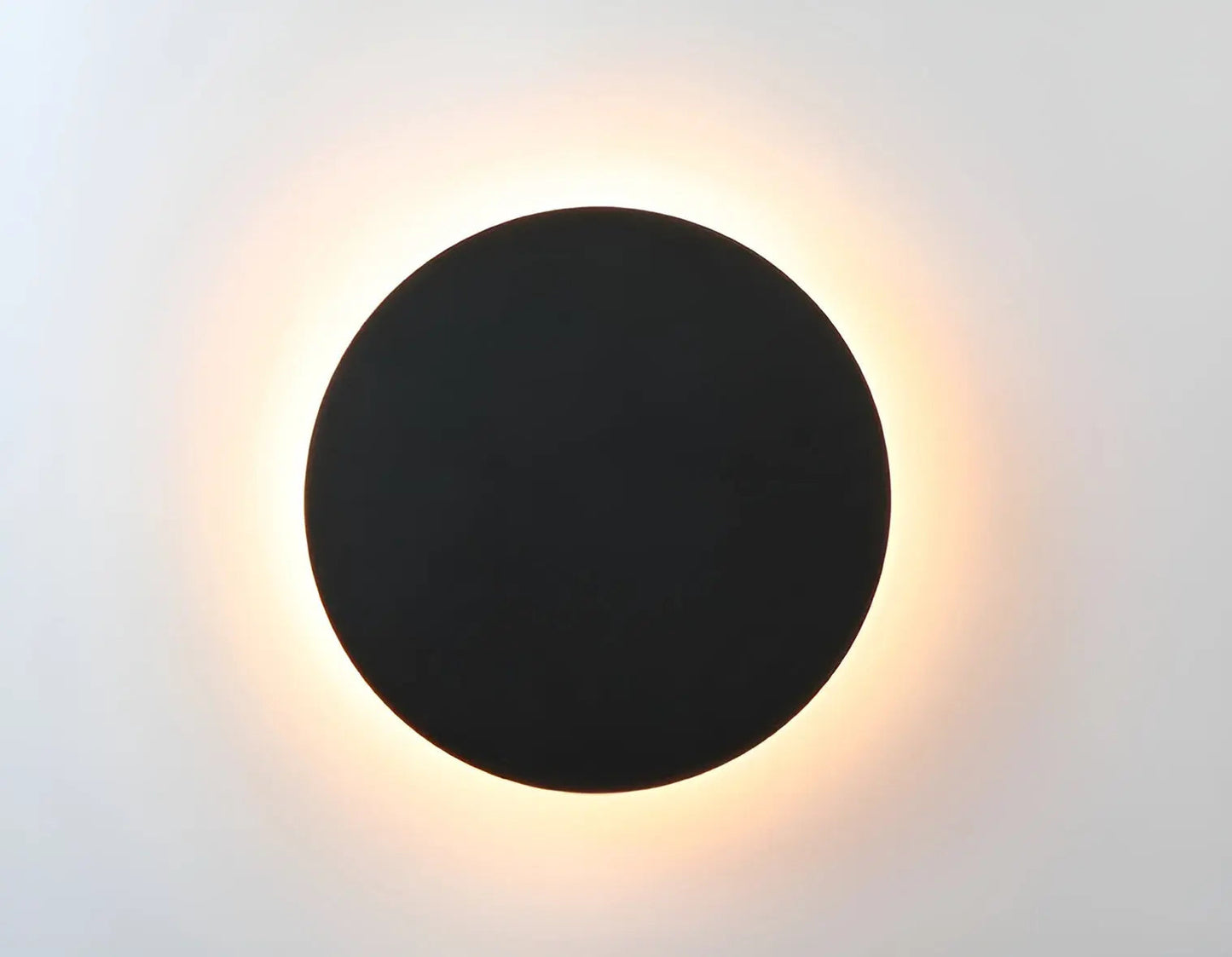 Norvo | Stilig belysning: Luksus LED vegglampe med elegant akryl og berøringskontroll