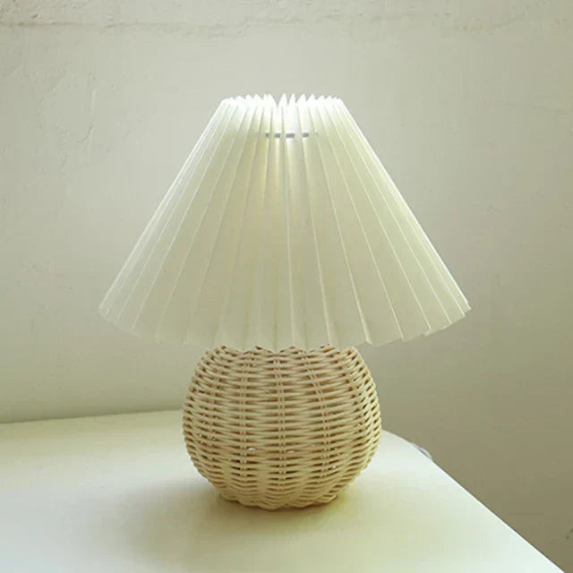 Elegant Bordlampe i Vintage Stil - Antikk Design med Foldsavt Lampeskjerm, Retro Bordlys for Stue og Soverom, Dekorativ og Stilfull