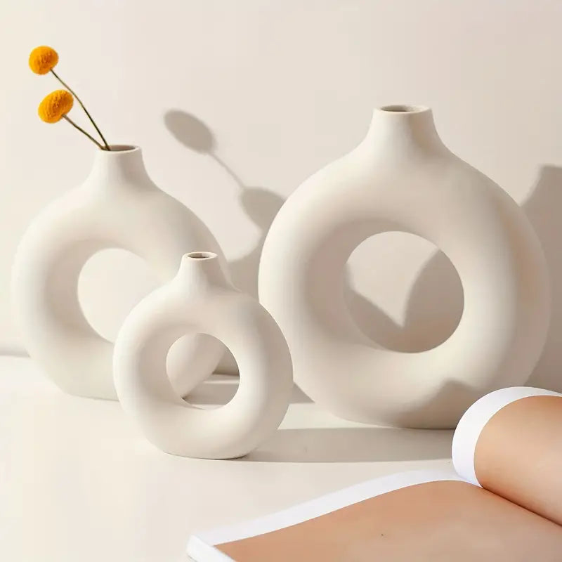 Norvo | TranquilGlass - Elegant vase for a rolig interiør