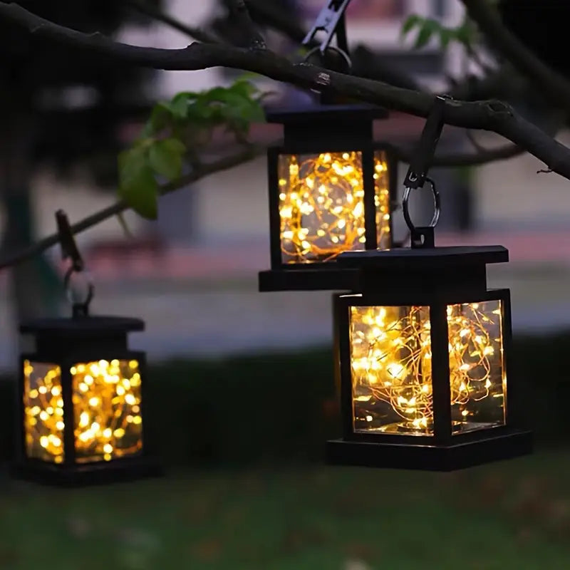 Norvo | Solar LED Lantern med Lyskabel og Hengestift – Vanntett Hagebelysning for Terrasse og Balkong