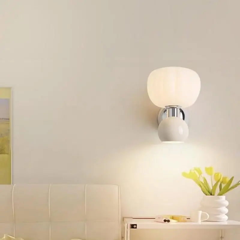 Norvo Elegant LED Vegglampe | Moderne Design | Energisparende Belysning