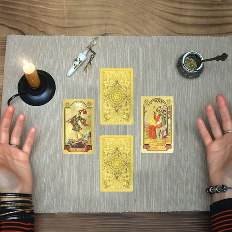 Norvo | Utforsk den mystiske verden av tarot Gullfarget tarot