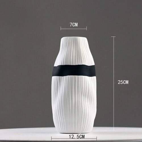 Norvo | HIKARIA – Elegant keramisk vase for moderne akenter