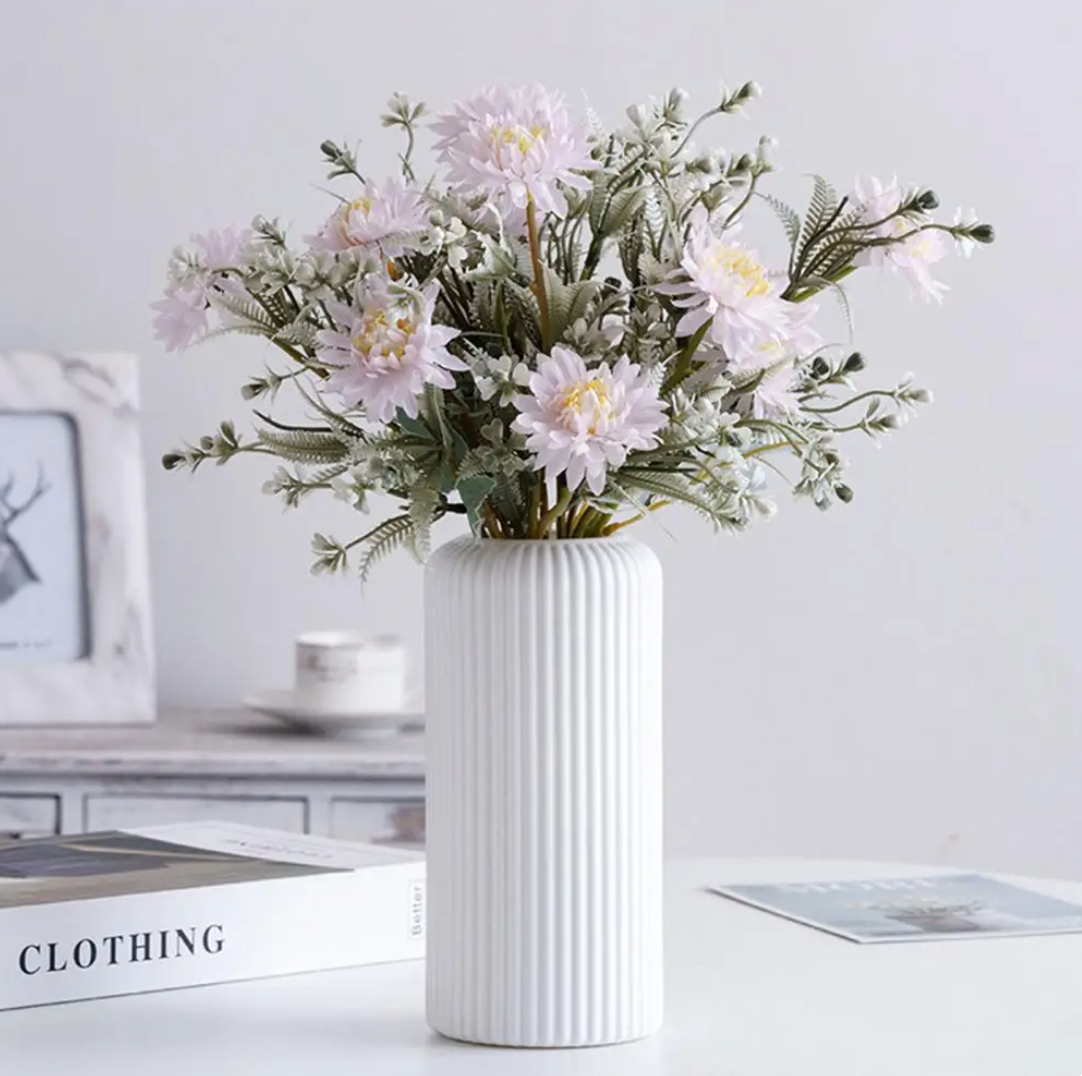 Norvo | Ribbet Vase