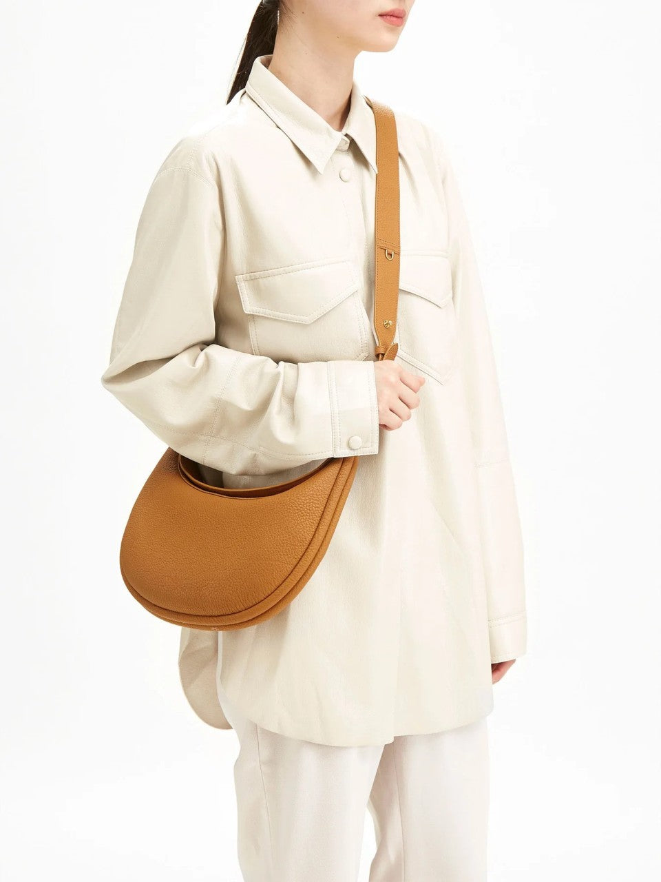 Norvo | Thonia – Chic Minimalist Halvmåne Skulderveske Elegant Moderne Crossbody Veske for Kvinner