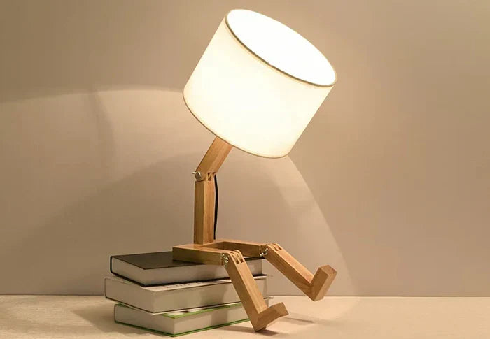 Norvo | Tre lampe med bokholder – Moderen design for hjemmet ditt