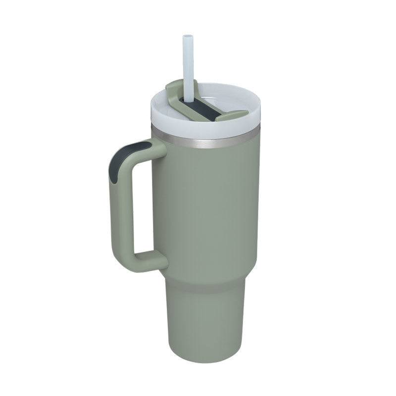 ThermoSip – Isothermisk Beholder med Gjenbrukbar Sugrør