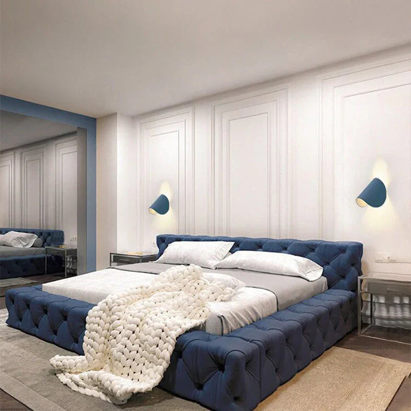 Norvo | Moderne Farget LED Vegglampe i Stilig Design