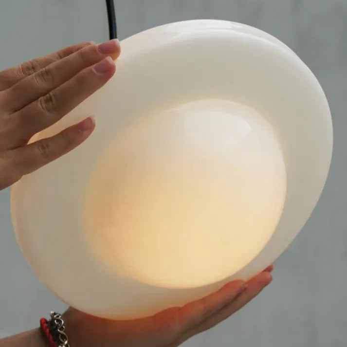 LumiNéo – Modern Geometrisk Oppheng i Frostet Glass