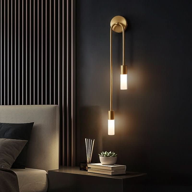 Norvo | Moderne Gull Vegglampe – Dobbelt Frostet Glass Lys