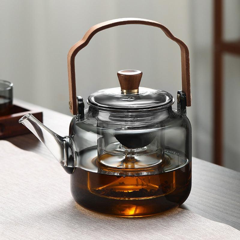 Norvo | Serenya – Røkt Glass & Tre Teinfuser | Elegant Teakanne for Løsblad Brygging