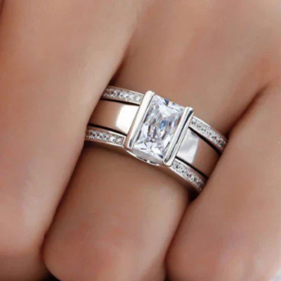 Retro Glinsende Sølvring - Sienna for Tidløs Eleganse Norvo