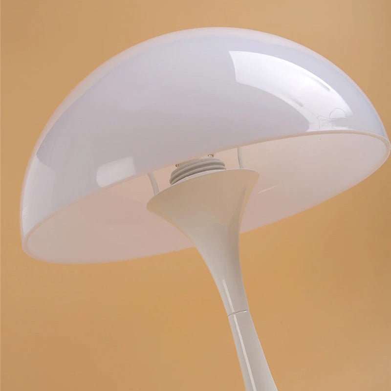 Norvo | Moderne bordlampe i soppform