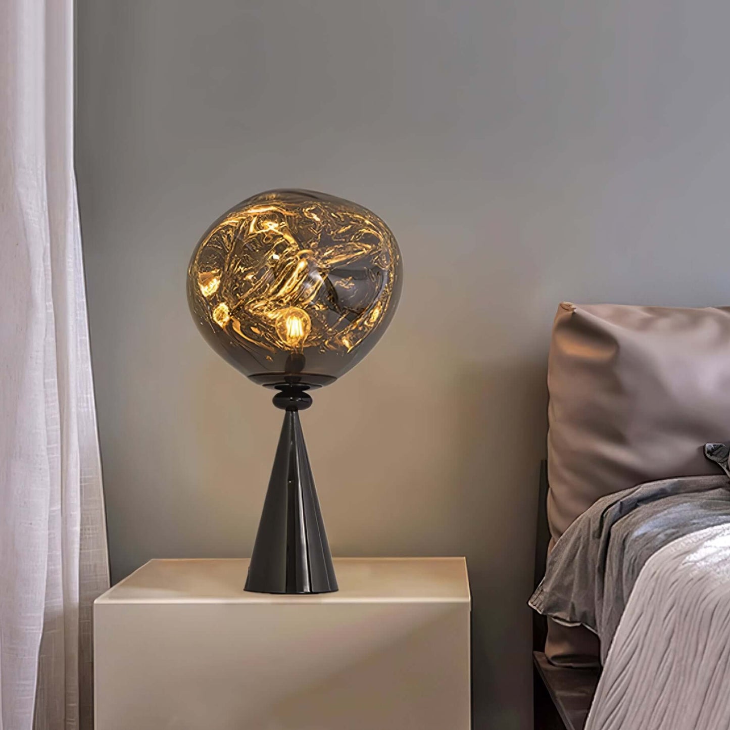 Norvo Cone Fat Bordlampe