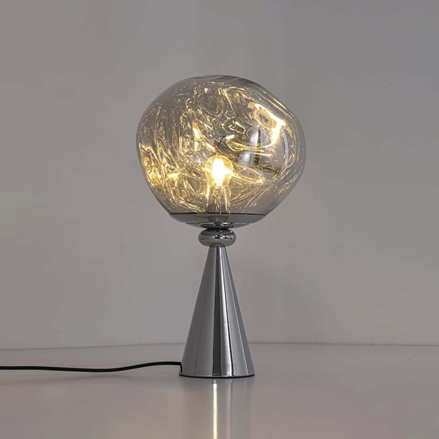Lava Cone Fat Table Lamp - SKØRTER
