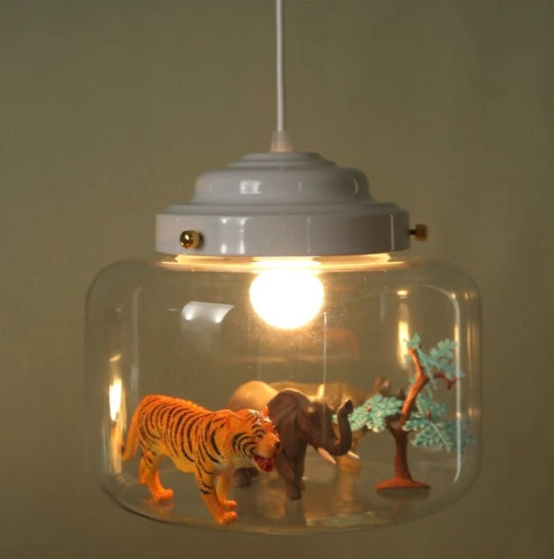 Norvo | Smaller Zoo | Pendellampe med glasskjerm