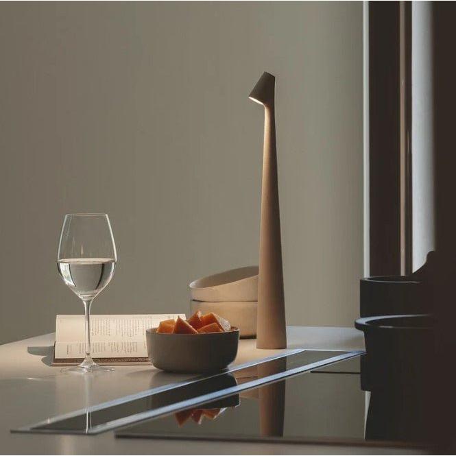 Norvo | Nordisk Minimalistisk LED Trådlampe