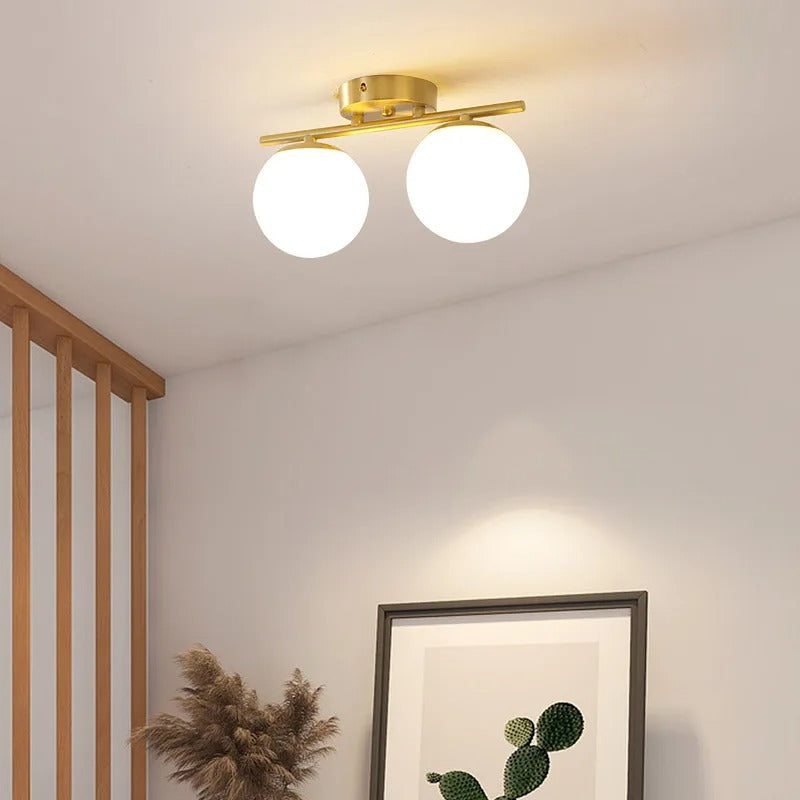 Norvo | Taklampe i nordisk stil laget av glass – Elegant hvit kule for ethvert rom