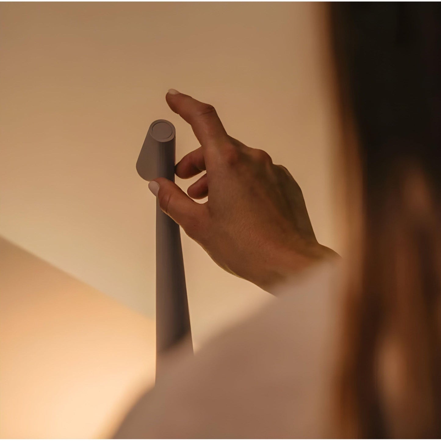 Norvo | Nordisk Minimalistisk LED Trådlampe