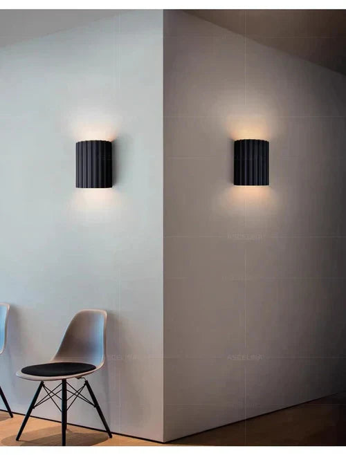 Norvo | Moderne Harpiks Vegglampe - ArtisticWave