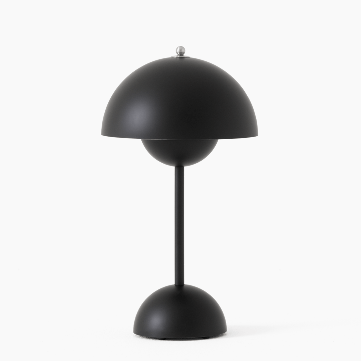 Norvo | Legg til et snev av retro sjarm til hjemmet ditt med denne lampen