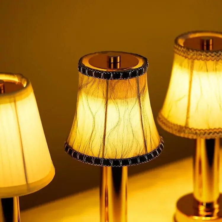 Norvo | ShineBeam - Chic Trådløs Bordlampe Design