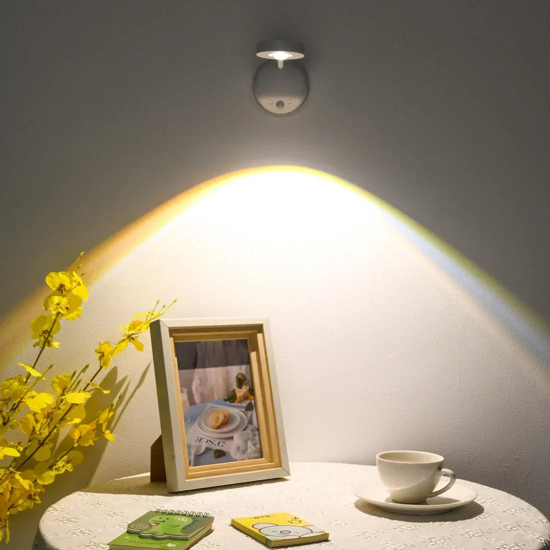 Norvo | Veggspotlight – SmartGlow – oppladbar LED – bevegelsessensor