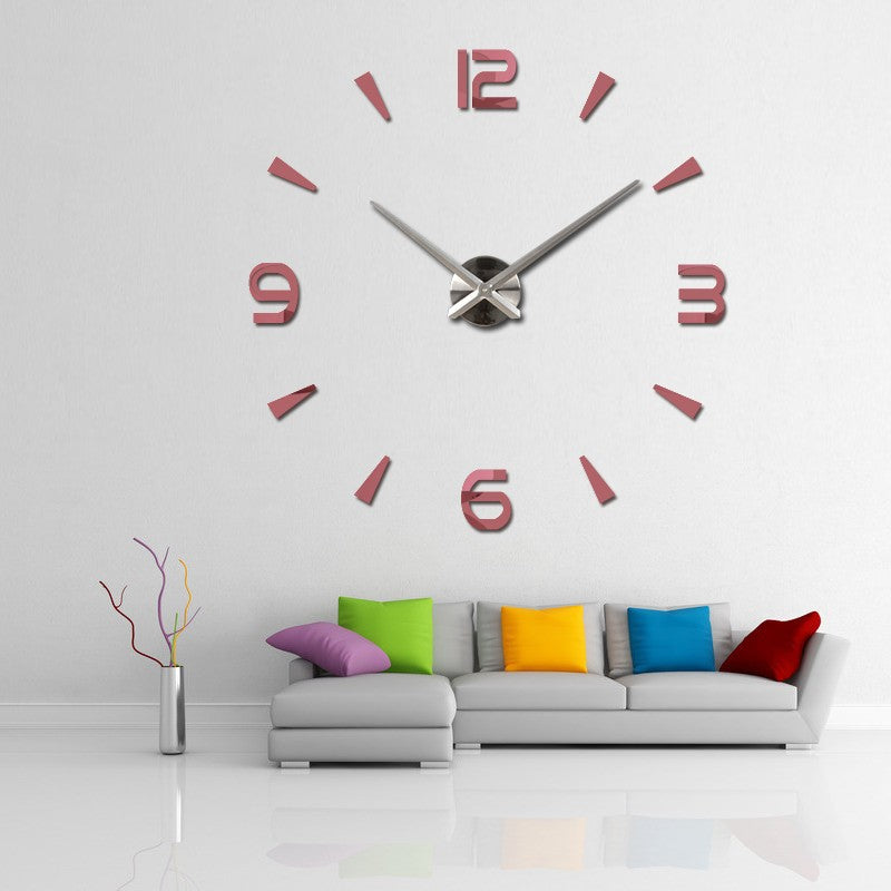 Virkelig stor veggklokke med moderne design
