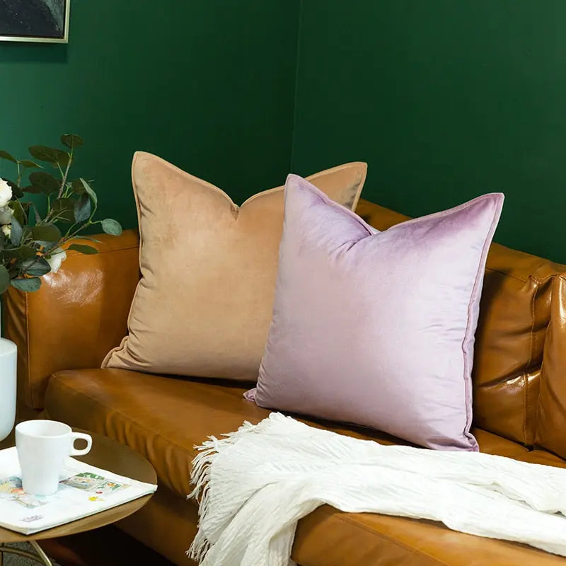 Norvo | VelvetLuxe – Elegant fløyelsputetrekk med raffinerte detaljer