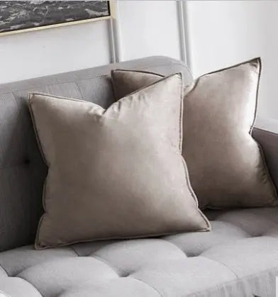Norvo | VelvetLuxe – Elegant fløyelsputetrekk med raffinerte detaljer