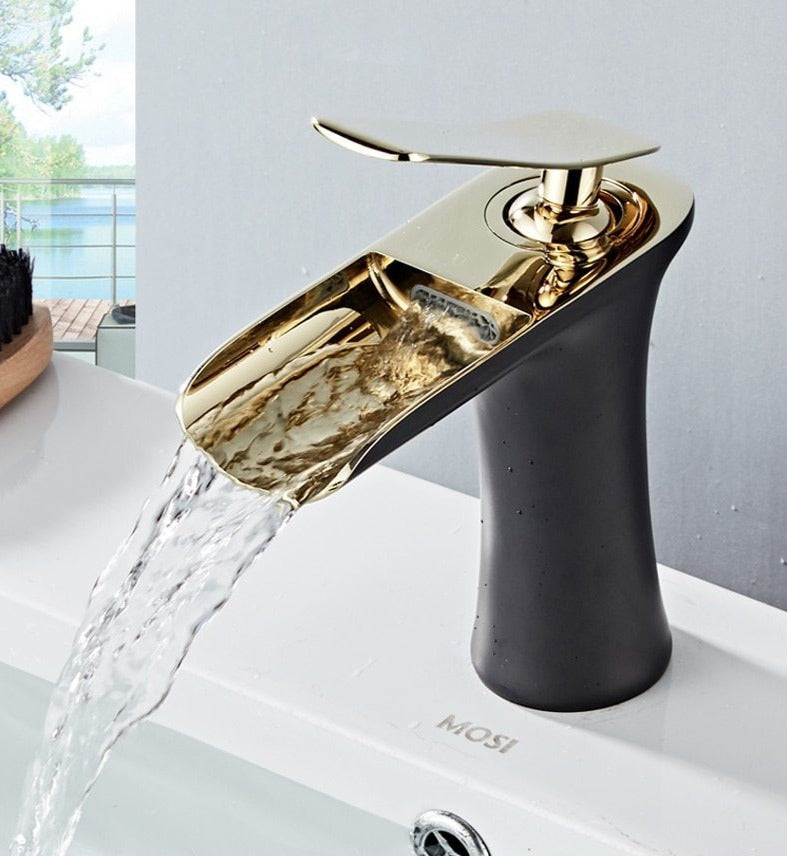 Norvo | Moderne Fosser Baderomsbatteri – Stilig Design & Elegant Vannstrøm