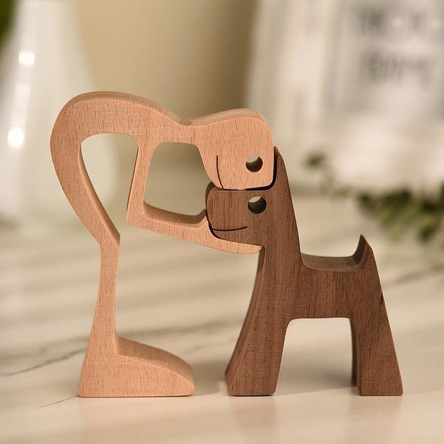 Norvo Håndlaget trefigurer | Hund- og menneskefigurer | Tidløs dekorasjon | Perfekt for dyreelskere