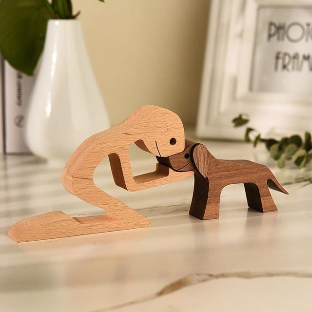 Norvo Håndlaget trefigurer | Hund- og menneskefigurer | Tidløs dekorasjon | Perfekt for dyreelskere