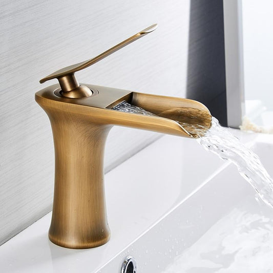 Norvo | Moderne Fosser Baderomsbatteri – Stilig Design & Elegant Vannstrøm