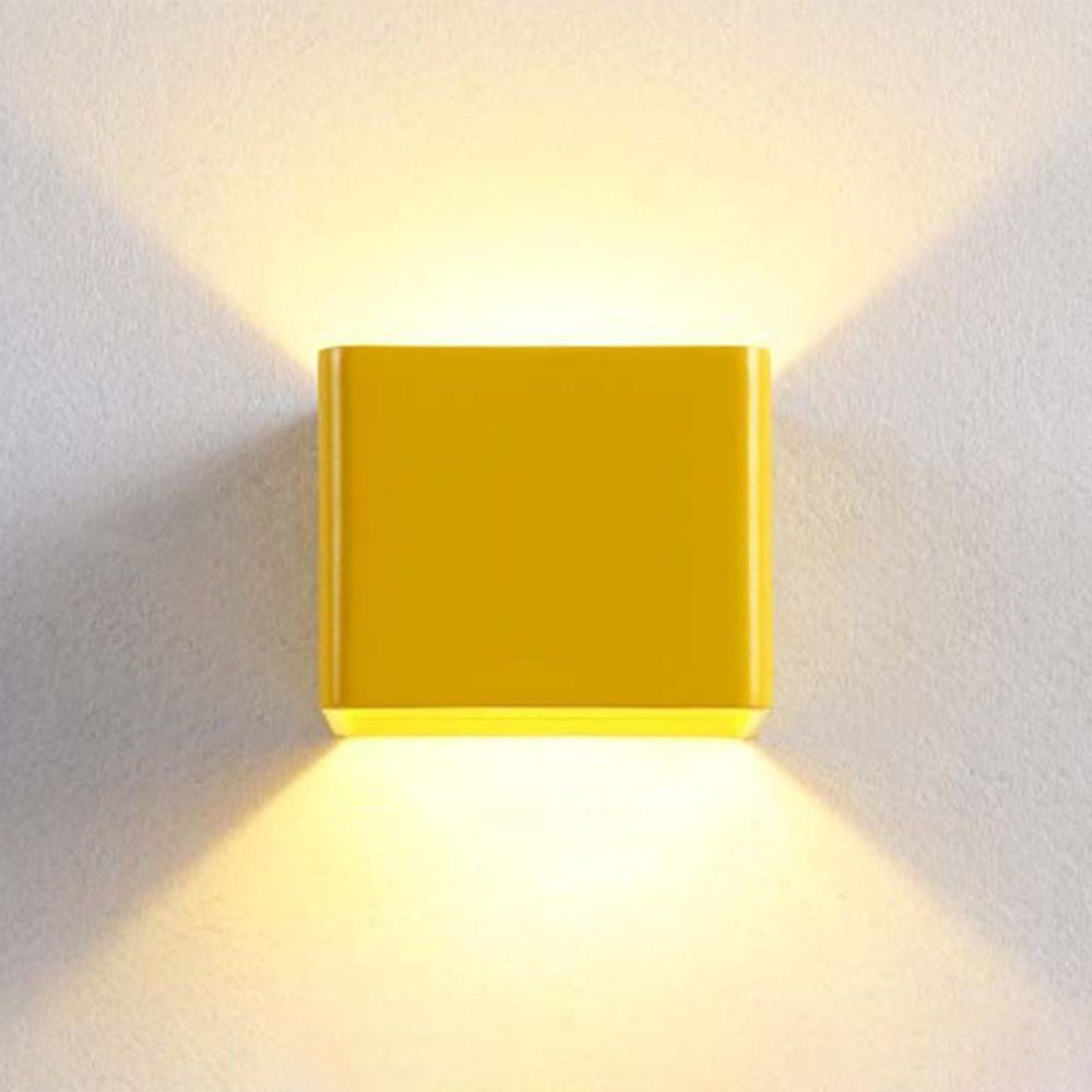 Norvo | Moderne firkantet vegglampe