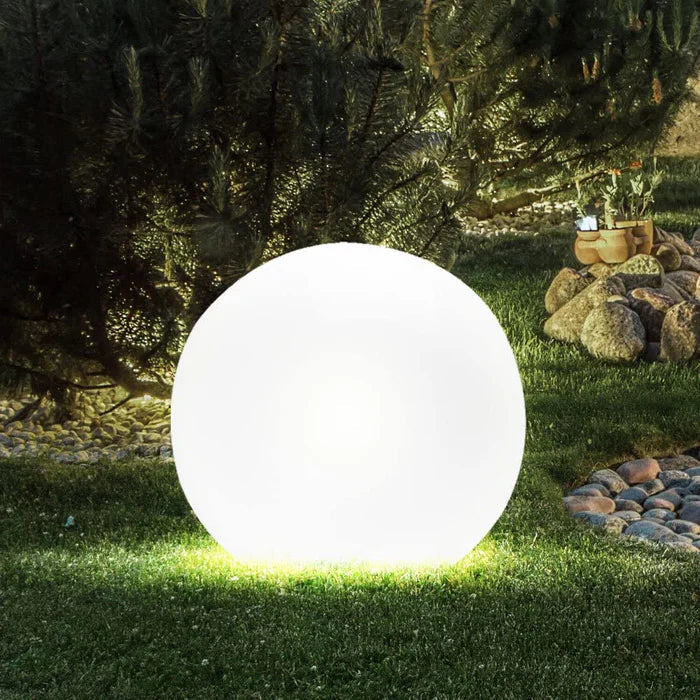 Norvo | Spherical Garden Lighting - GlowSphere