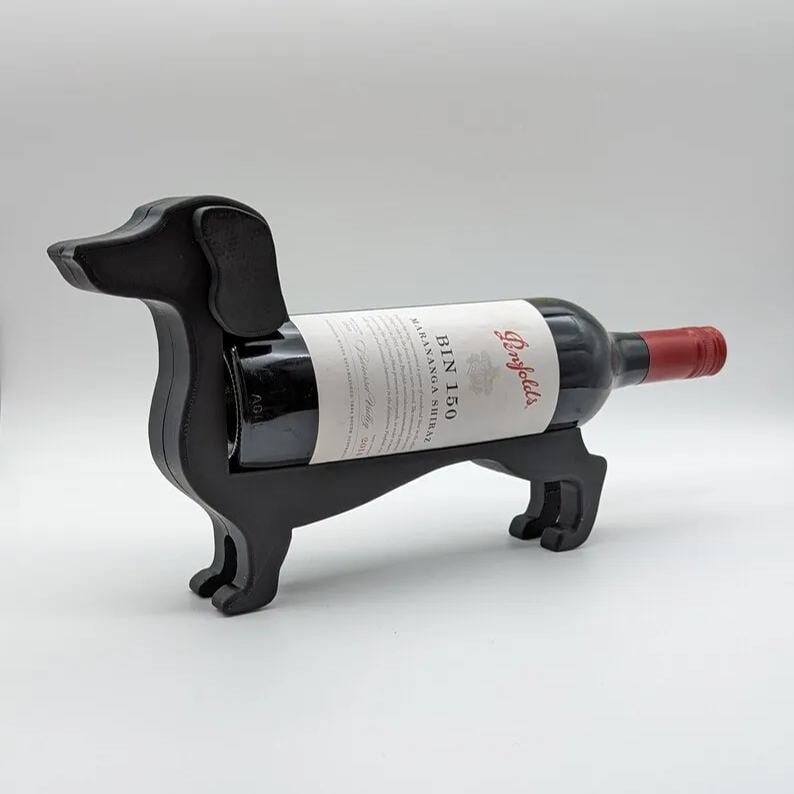 Norvo | Vinflaskeholder Formet Som En Dachshund