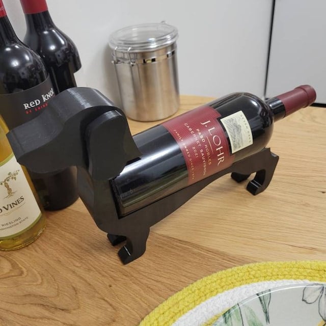 Norvo | Vinflaskeholder Formet Som En Dachshund