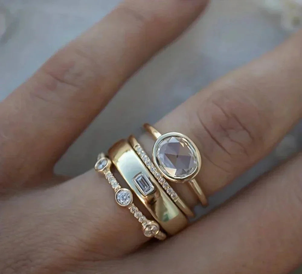 Norvo | Vintage gull- og zirkonia ring sett