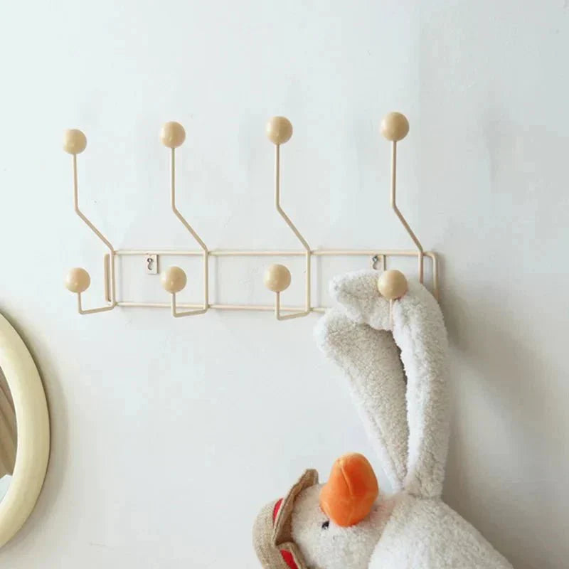 Norvo | Vintage Kleshengere Metallsett - Klassisk Garderobe for Frakker og Tilbehør