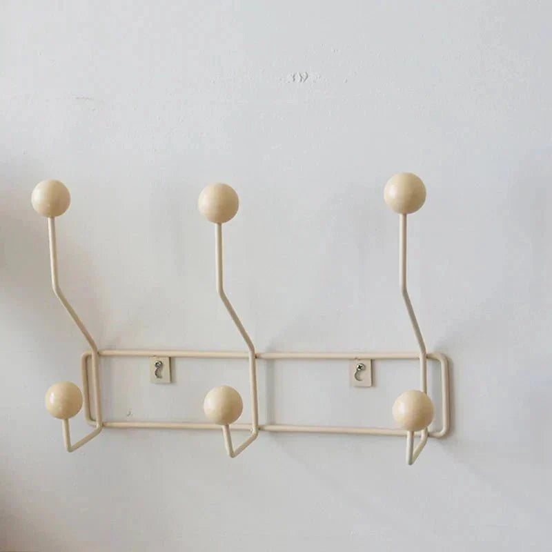 Norvo | Vintage Kleshengere Metallsett - Klassisk Garderobe for Frakker og Tilbehør