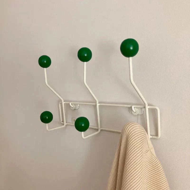 Norvo | Vintage Kleshengere Metallsett - Klassisk Garderobe for Frakker og Tilbehør