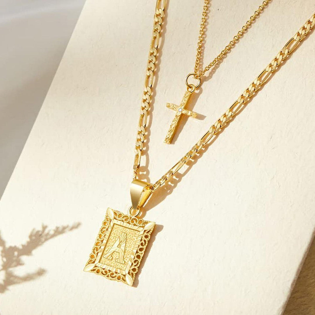 Norvo | 14k Initial Halskjede + GRATIS Kors Halskjede