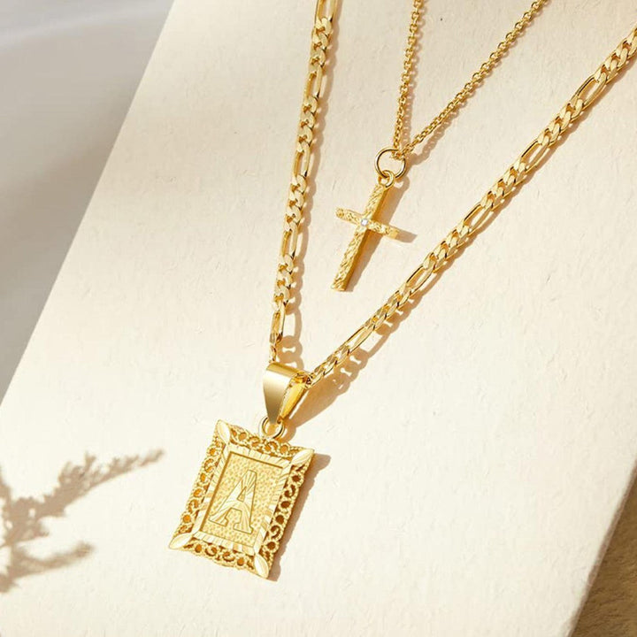 Norvo | 14k Initial Halskjede + GRATIS Kors Halskjede